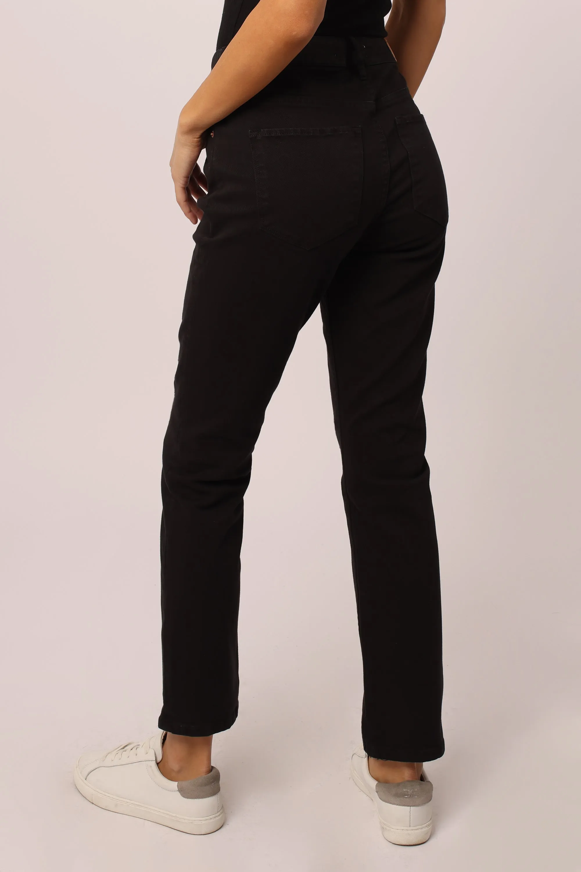BLAIRE HIGH RISE ANKLE SLIM STRAIGHT JEANS BLACK