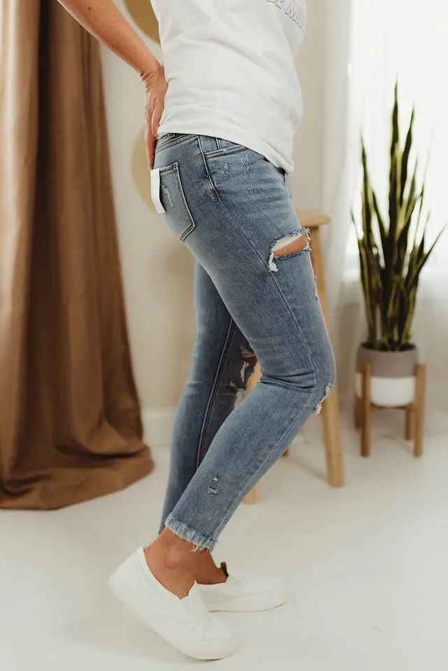 Distressed Crop Skinny