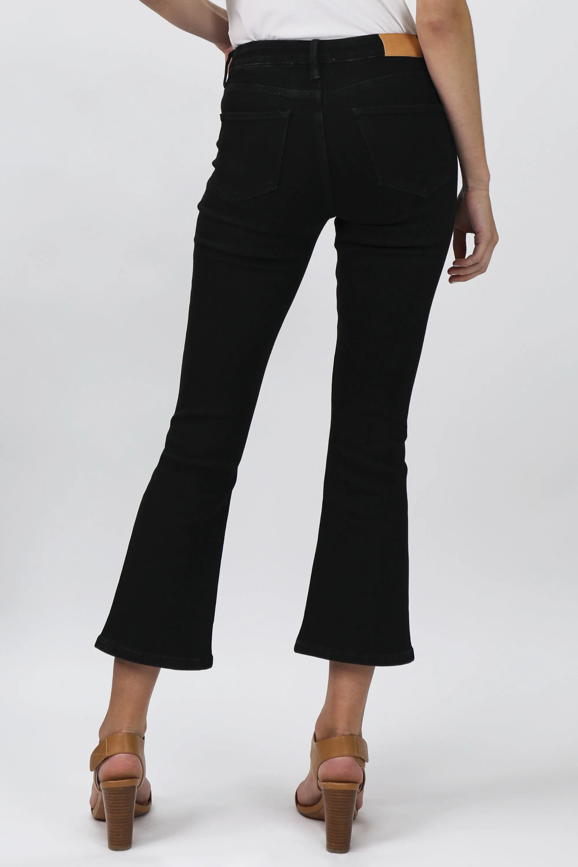 JEANNE SUPER HIGH RISE CROPPED FLARE JEANS BLACKWELL