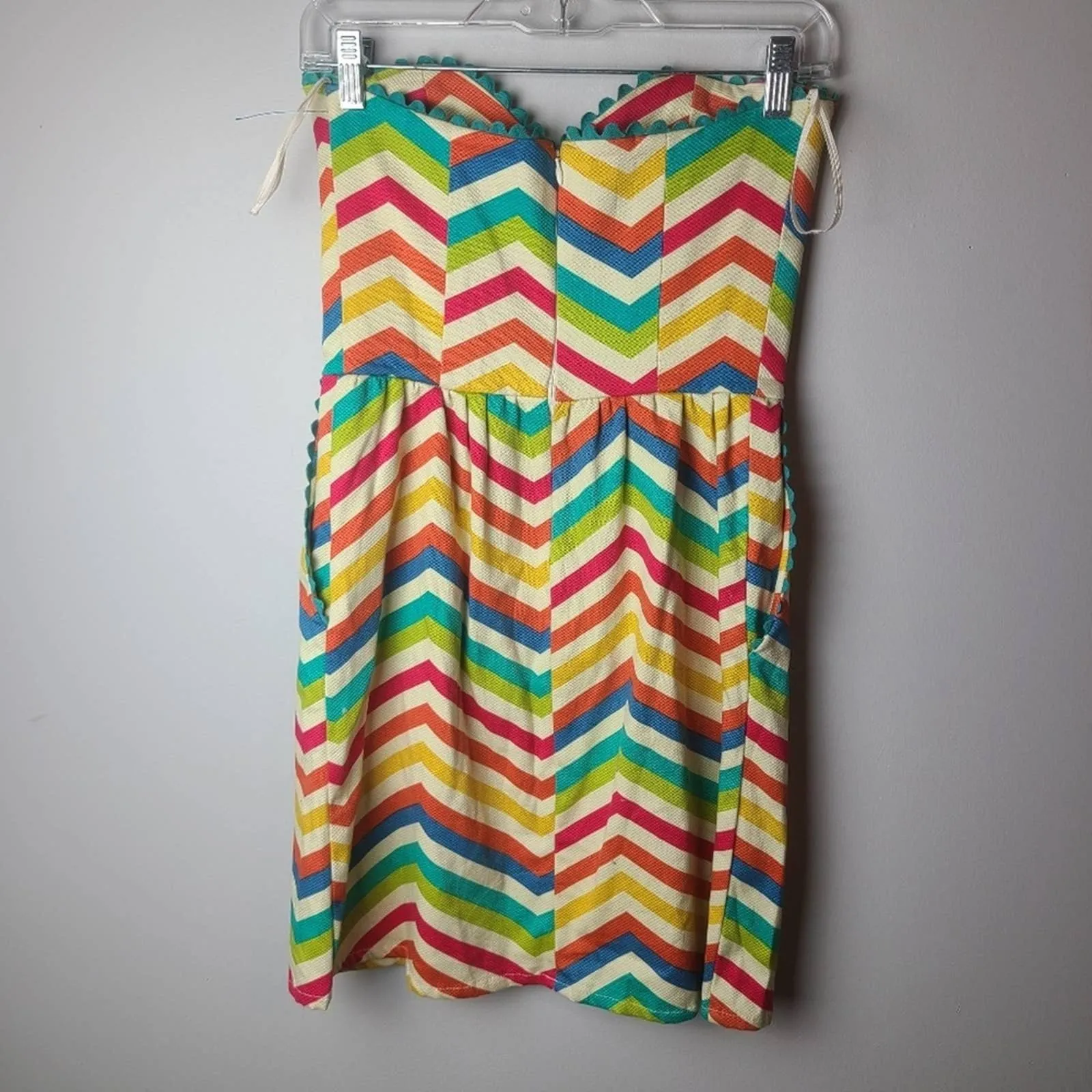 Judith March Zig Zag Sleeveless Dress