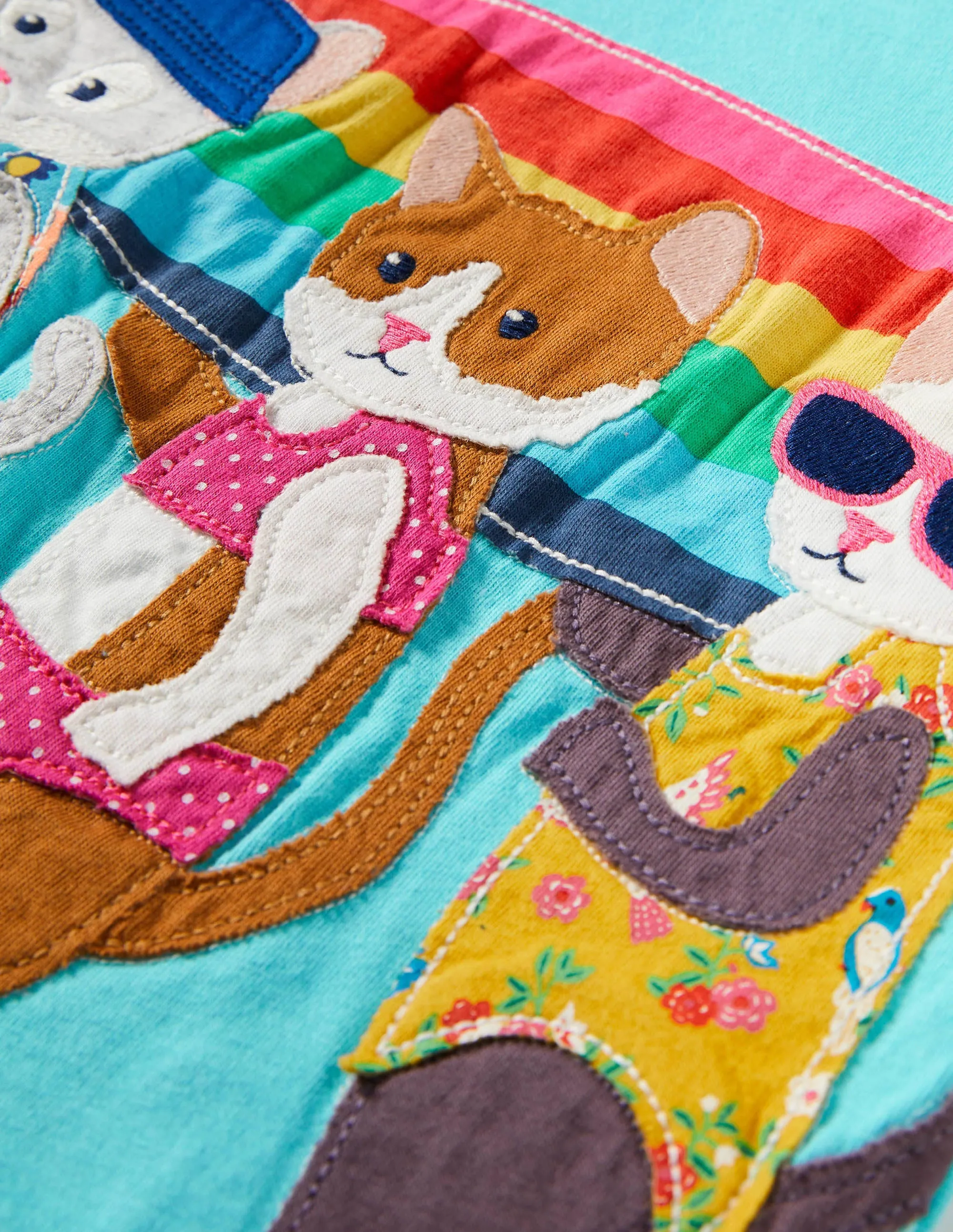 Short-sleeved Appliqué T-shirt-Turquoise Surfing Cats