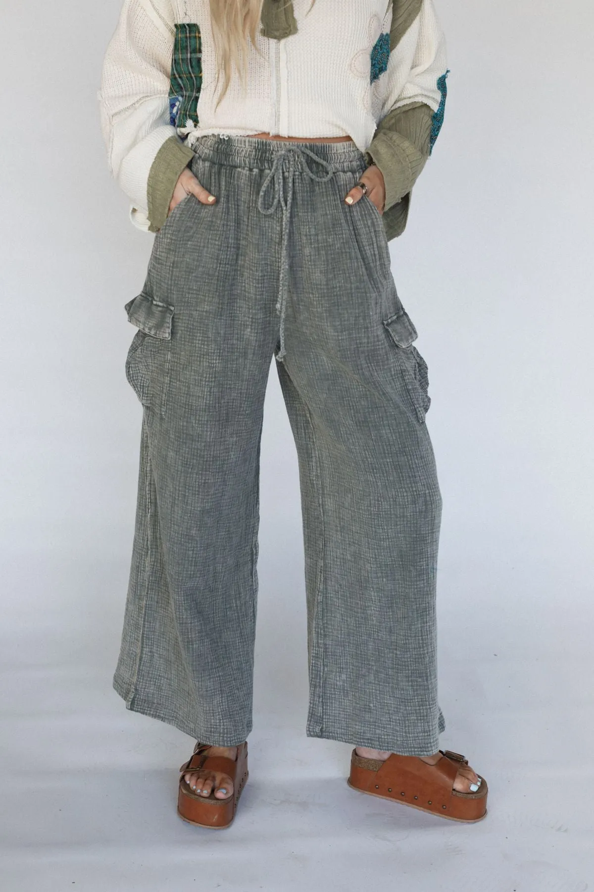 Vibes For Days Pants - Green
