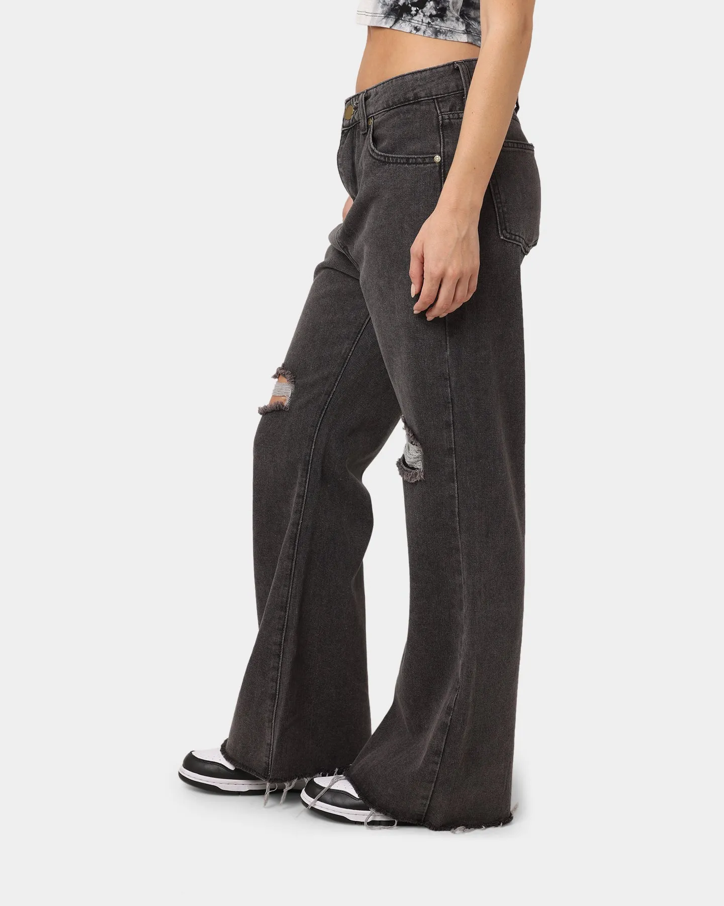 XXIII Women's Reese Rip Knee Jeans Black