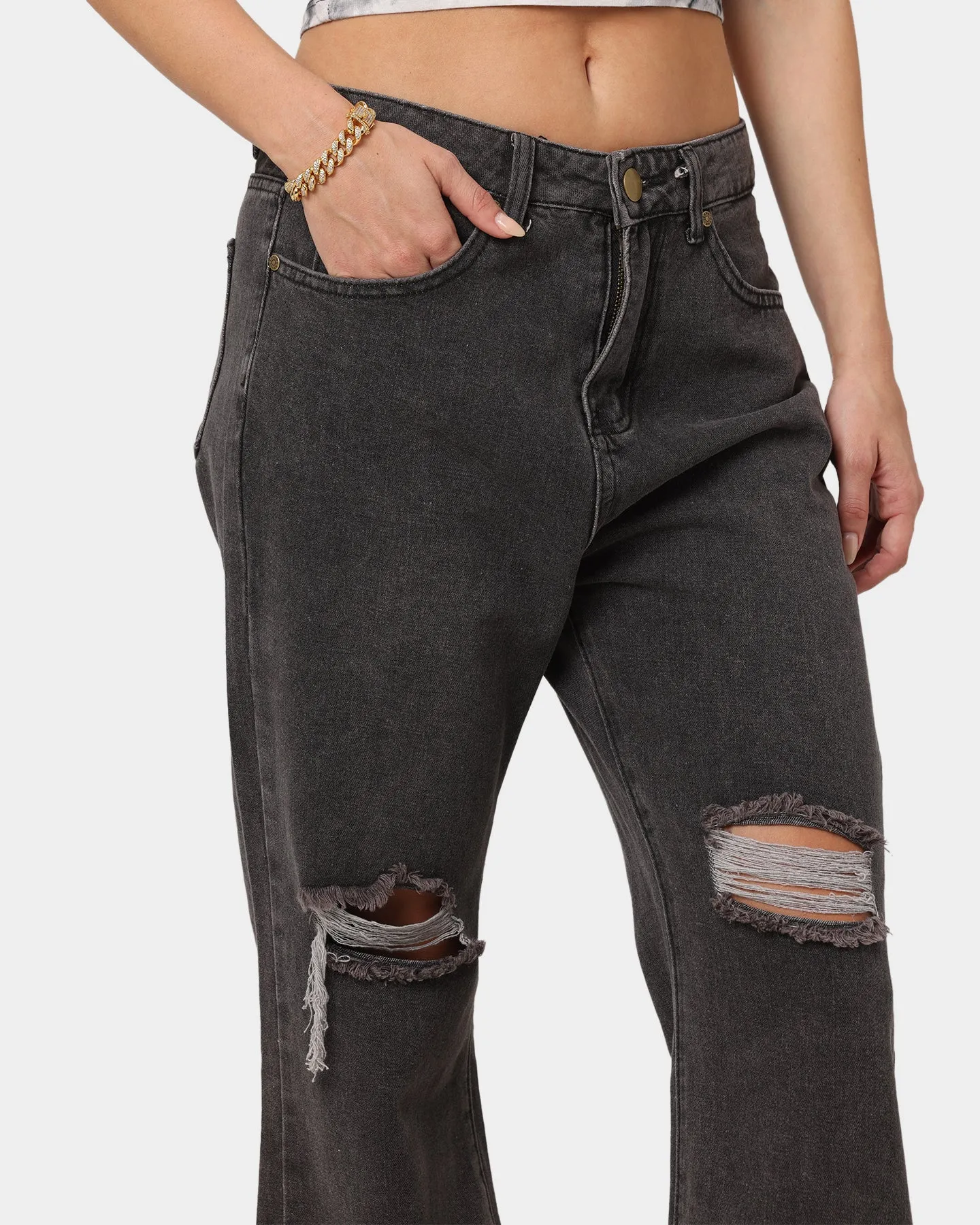 XXIII Women's Reese Rip Knee Jeans Black